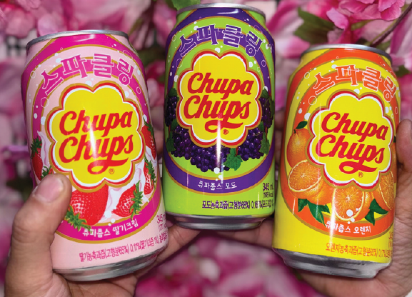 Contenido de la Snackbox Party: ramen, dulces, snacks y bebidas de Asia